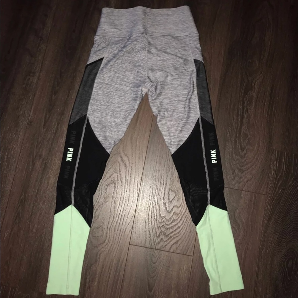 Victoria’s Secret leggings